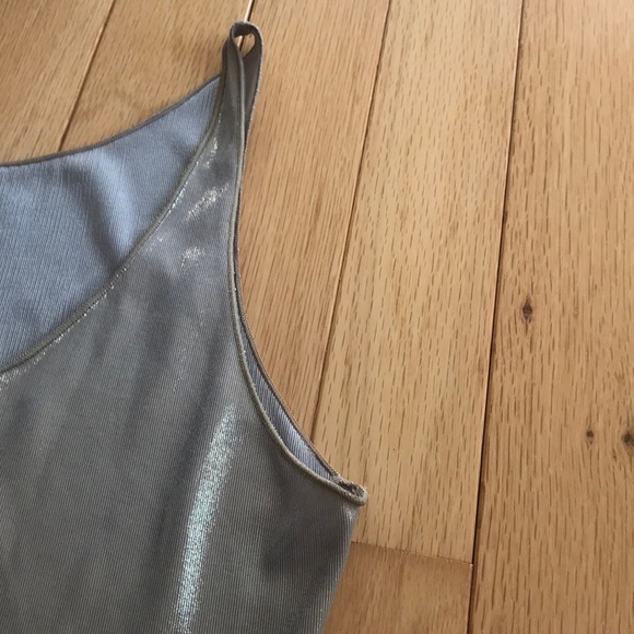 RN Convertible Petite shimmer tops - Picture 6 of 8